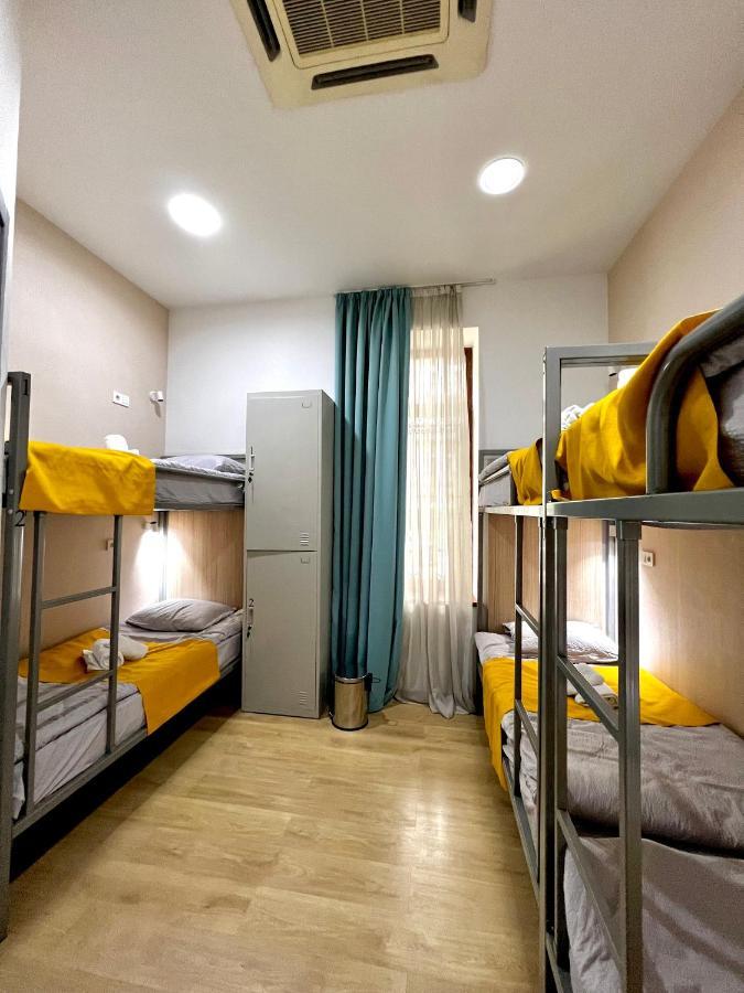 Queen Hostel ティビリシ エクステリア 写真
