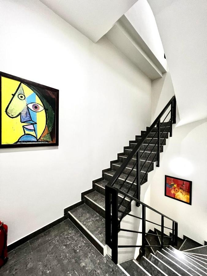 Queen Hostel ティビリシ エクステリア 写真