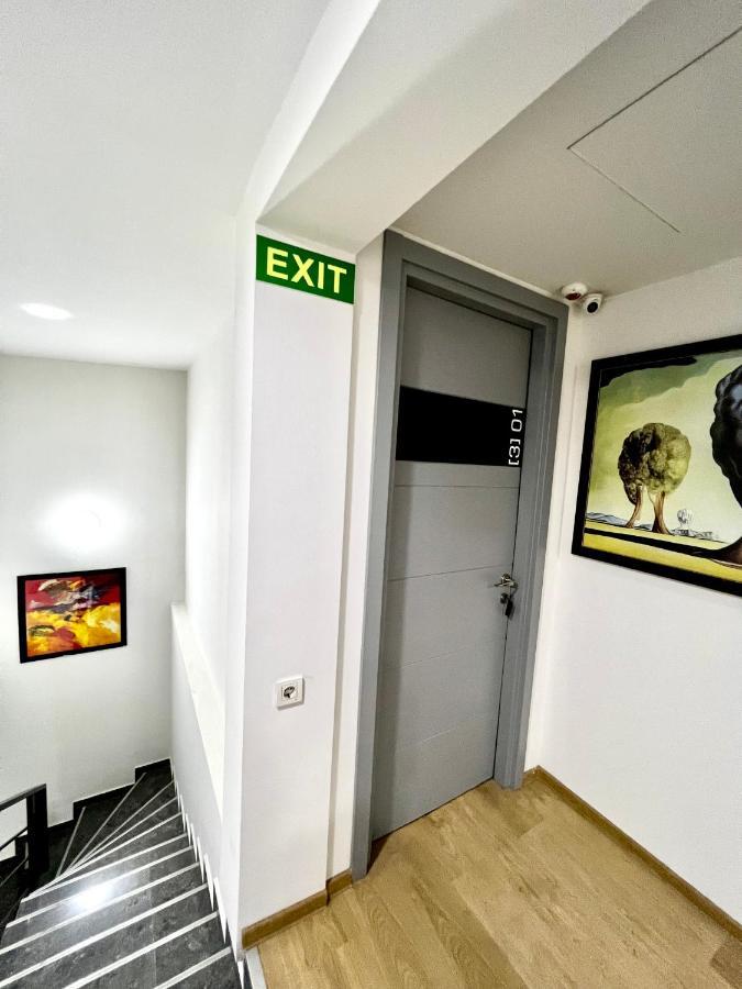 Queen Hostel ティビリシ エクステリア 写真
