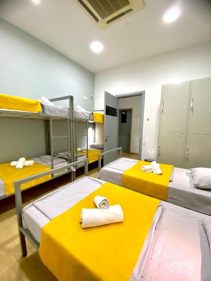 Queen Hostel ティビリシ エクステリア 写真