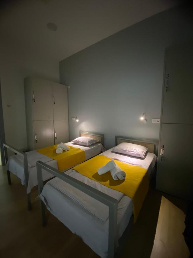 Queen Hostel ティビリシ エクステリア 写真