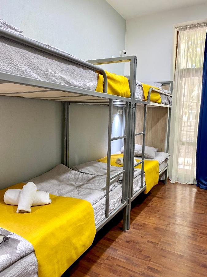 Queen Hostel ティビリシ エクステリア 写真