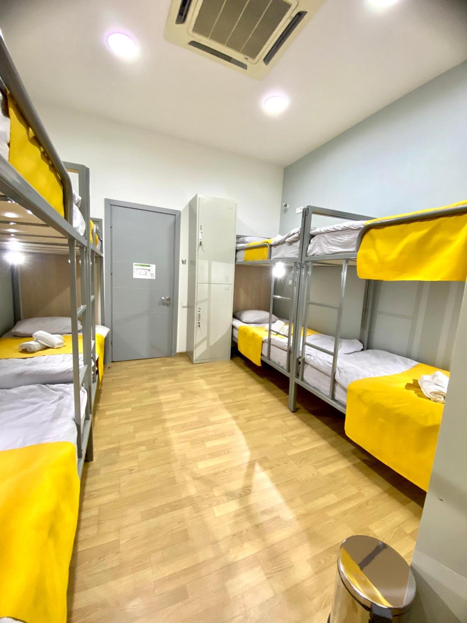 Queen Hostel ティビリシ エクステリア 写真