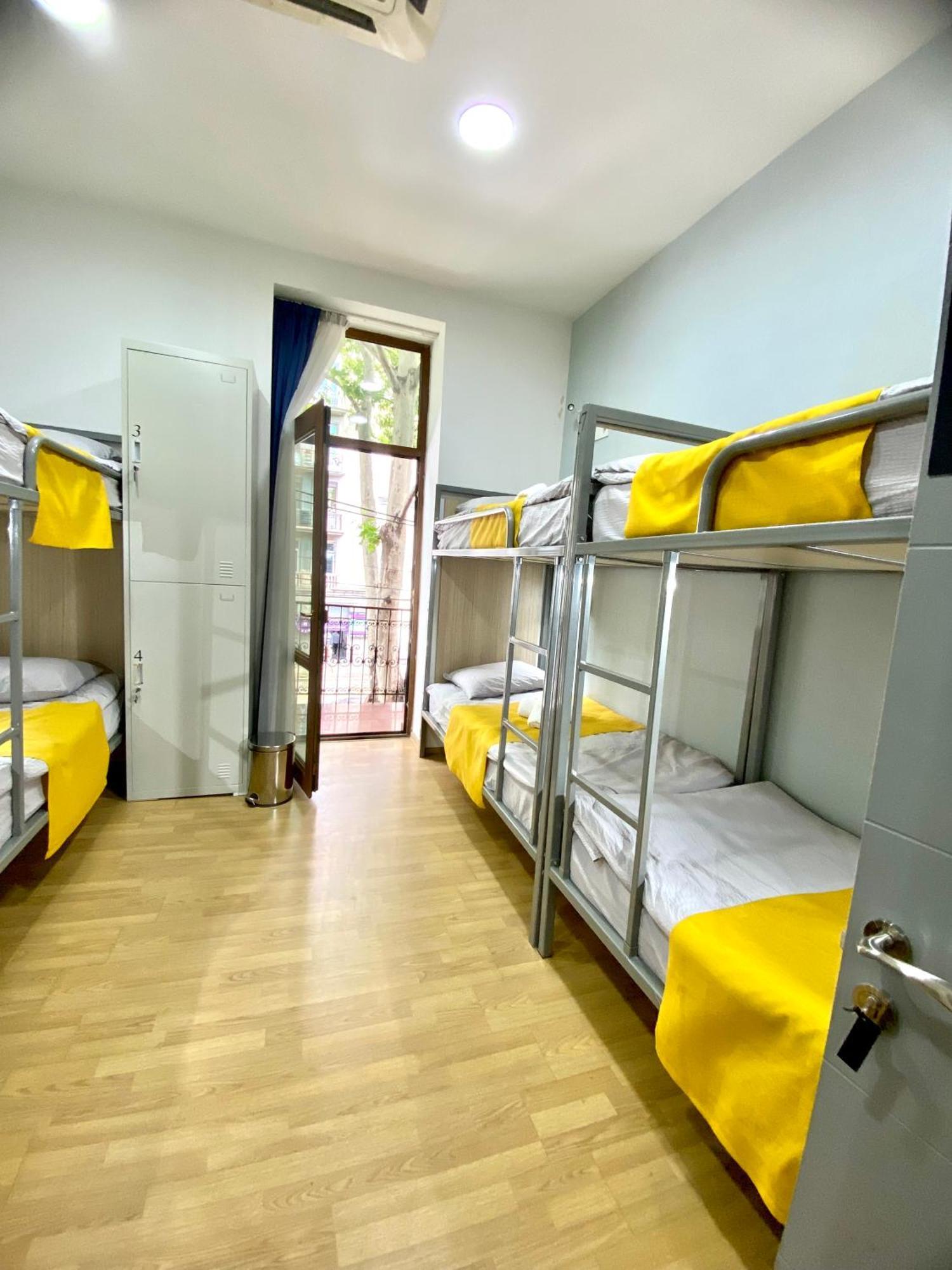 Queen Hostel ティビリシ エクステリア 写真