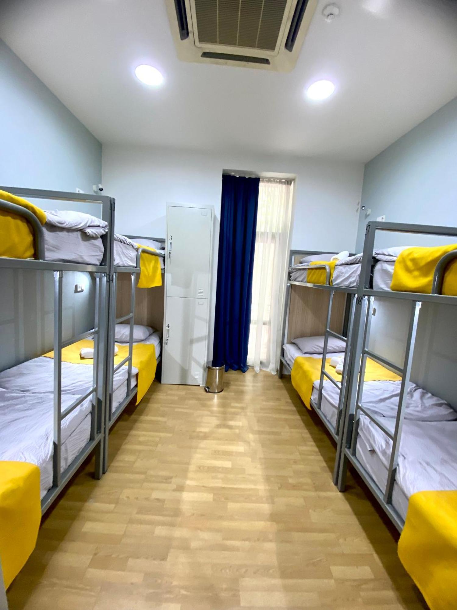 Queen Hostel ティビリシ エクステリア 写真